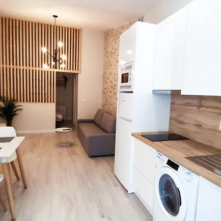 Deluxe Palace - La Torre Apartment *